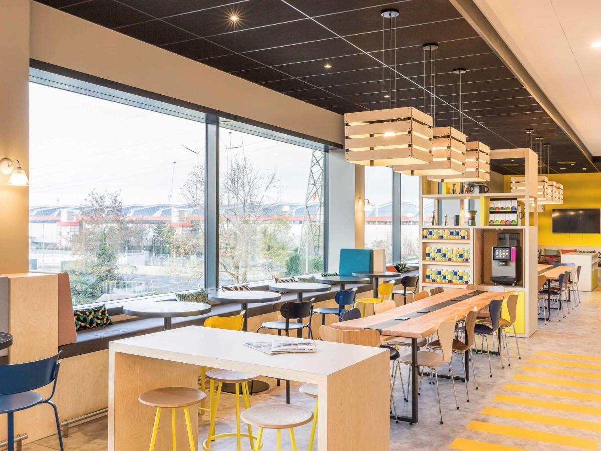 Отель Ibis Styles Geneve Palexpo Aeroport Le Grand Saconnex Экстерьер фото